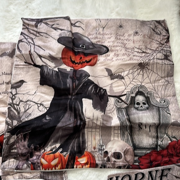 Set of 4 Halloween lighted pillow covers - Picture 4 of 11